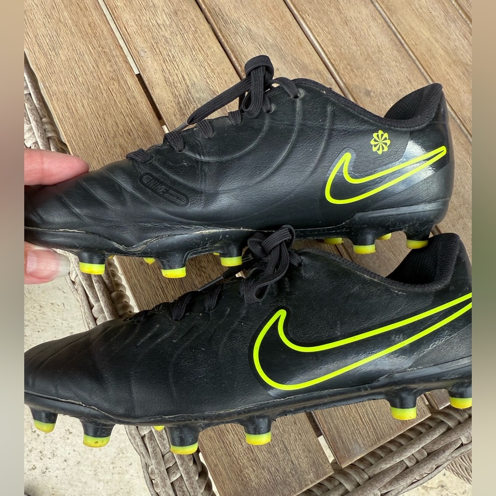 Nike KIDS cleats